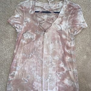 Tie-dye v-neck